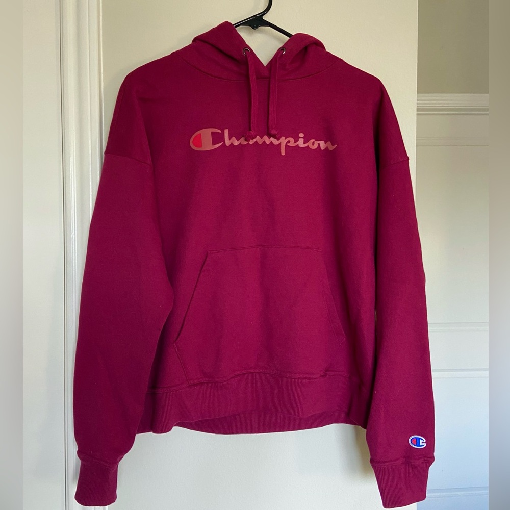 CHAMPION deep red hoodie